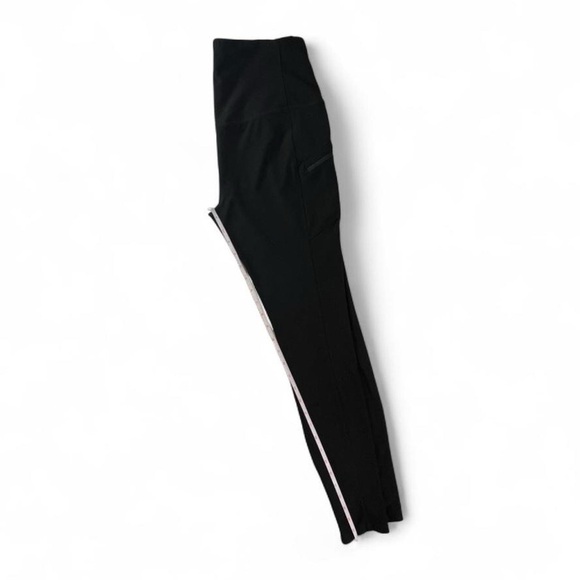 Eddie Bauer Hiking Utility Leggings 27” Black - Picture 8 of 9
